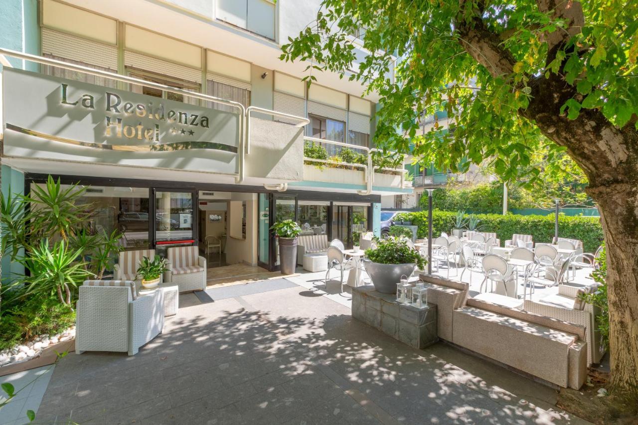 Hotel La Residenza Riccione Bagian luar foto