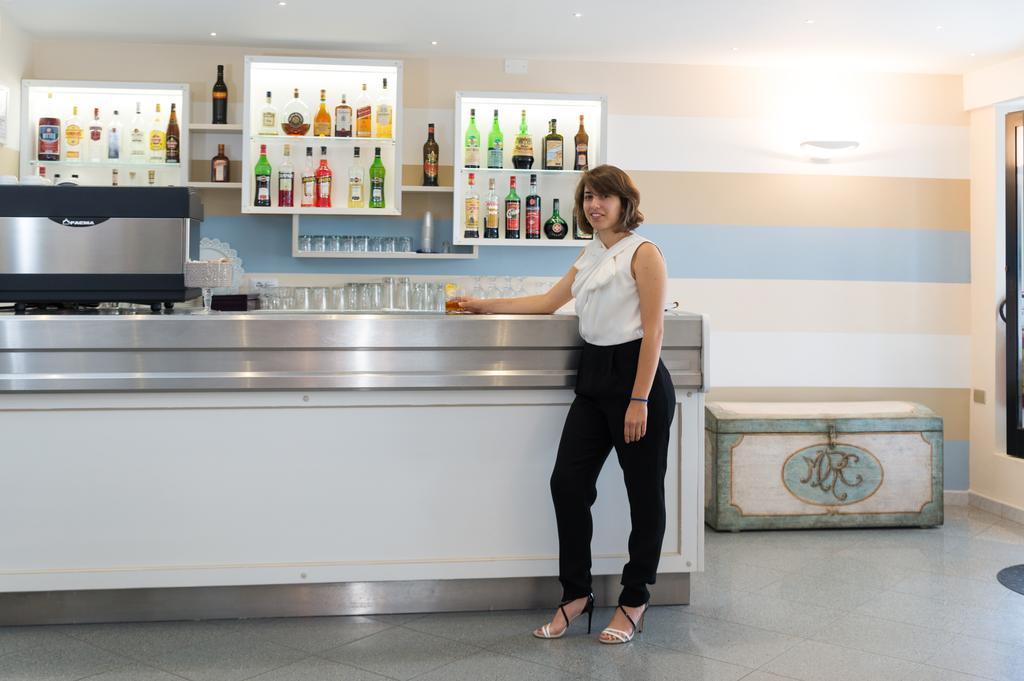 Hotel La Residenza Riccione Bagian luar foto