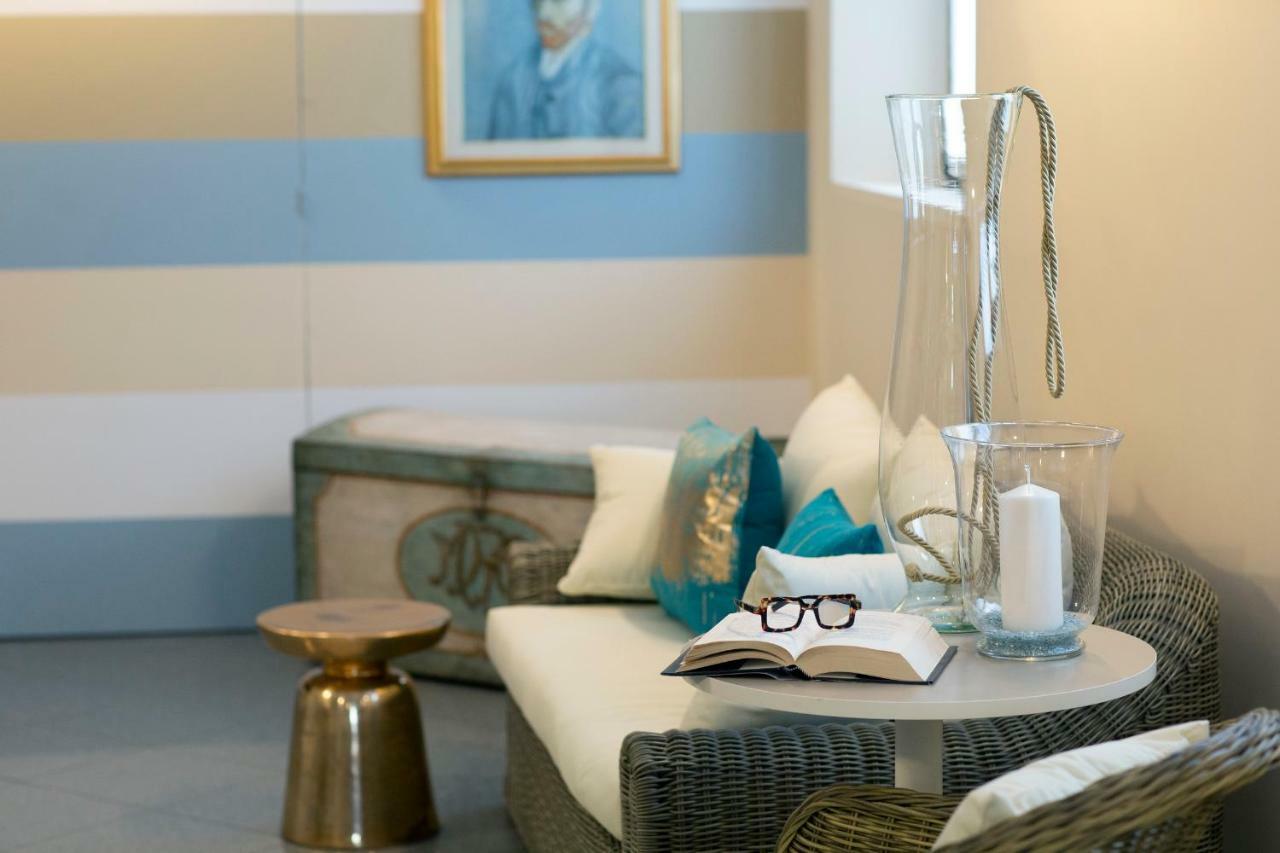 Hotel La Residenza Riccione Bagian luar foto